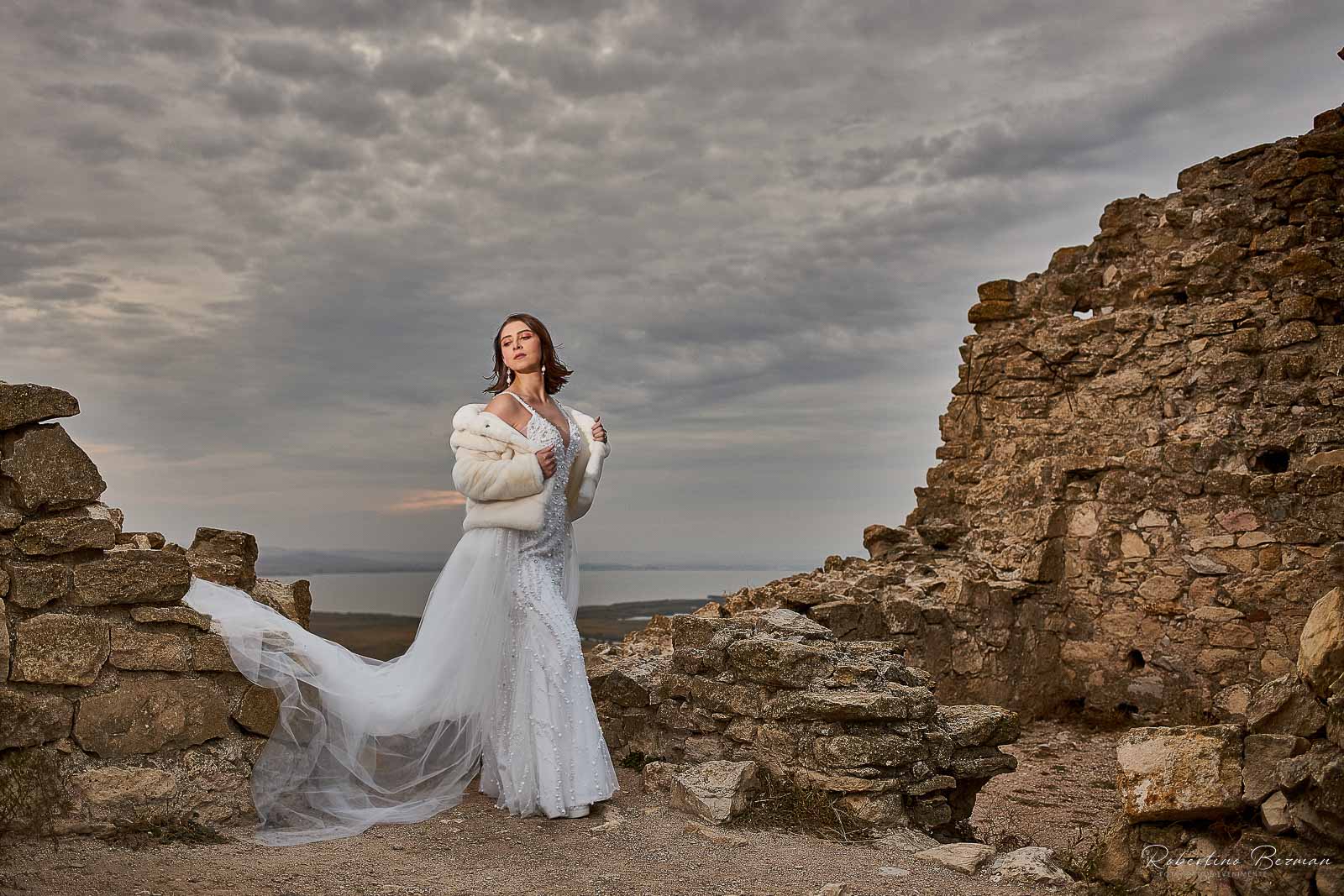 fotograf profesionist de nunta logodna cununie civila religioasa sedinte foto in studio portrete fotografie boudoir nud erotic sedinta foto de maternitate cu burtica gravida