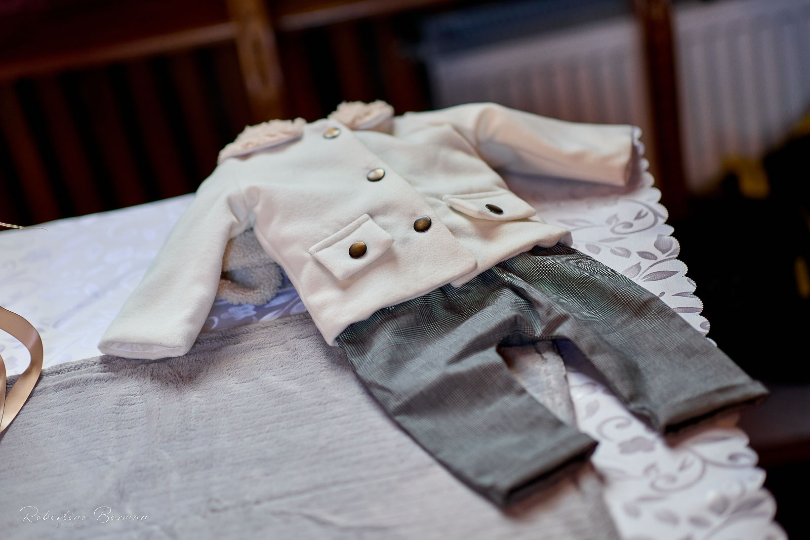 fotograf profesionist de nunta logodna cununie civila religioasa sedinte foto in studio portrete fotografie boudoir nud erotic sedinta foto de maternitate cu burtica gravida