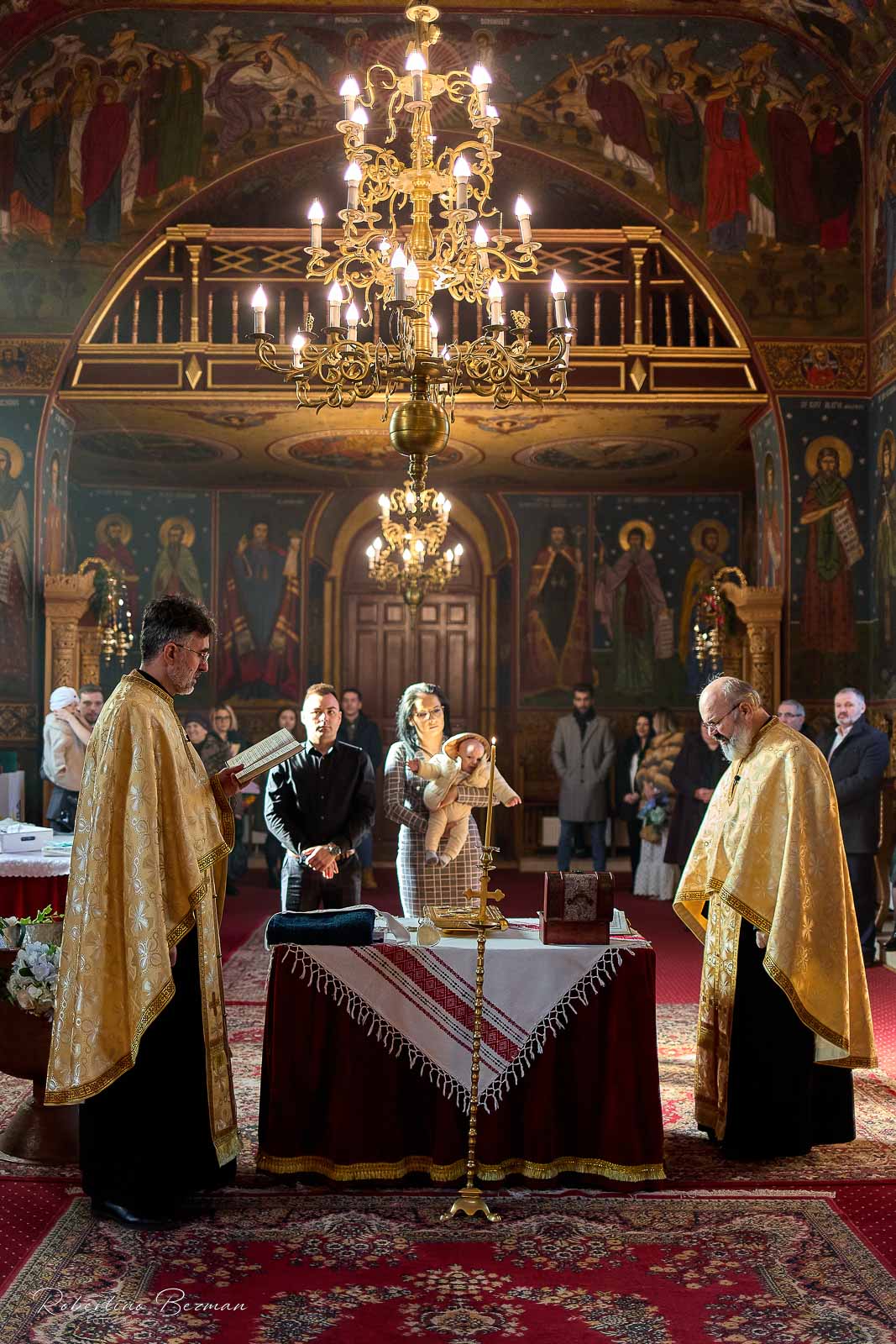 fotograf profesionist de nunta logodna cununie civila religioasa sedinte foto in studio portrete fotografie boudoir nud erotic sedinta foto de maternitate cu burtica gravida