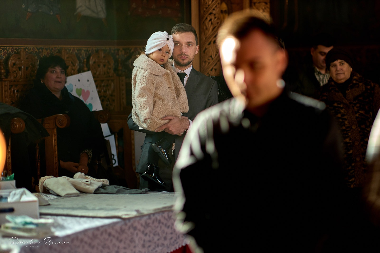 fotograf profesionist de nunta logodna cununie civila religioasa sedinte foto in studio portrete fotografie boudoir nud erotic sedinta foto de maternitate cu burtica gravida