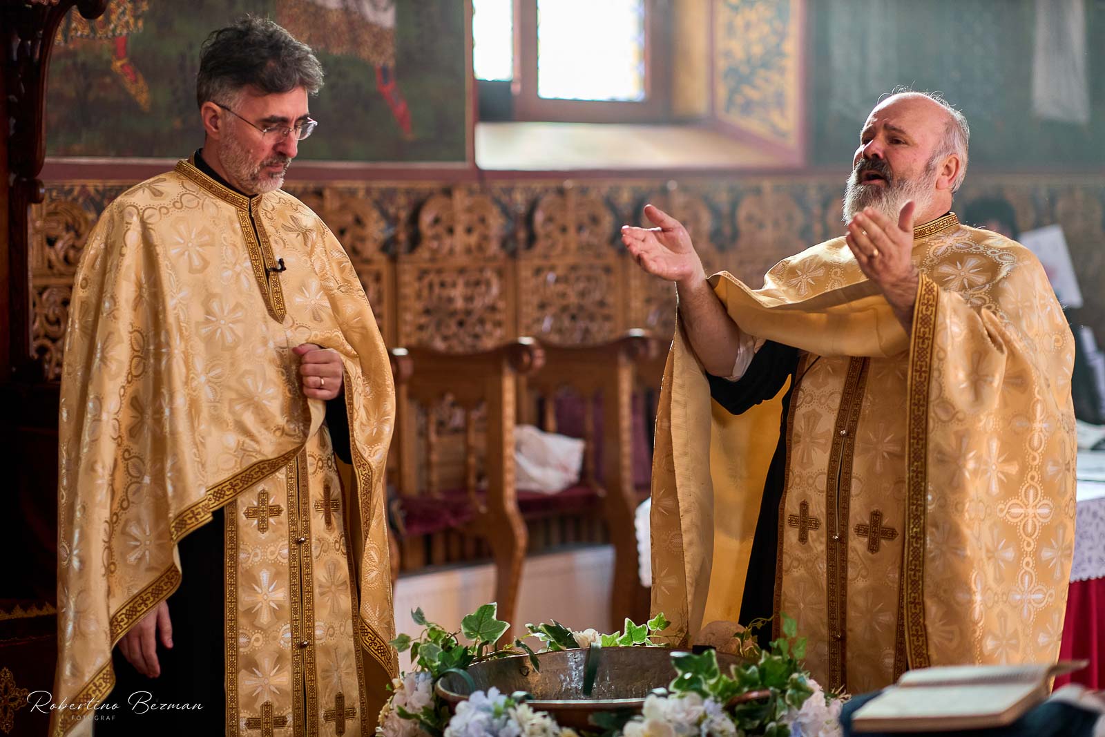 fotograf profesionist de nunta logodna cununie civila religioasa sedinte foto in studio portrete fotografie boudoir nud erotic sedinta foto de maternitate cu burtica gravida