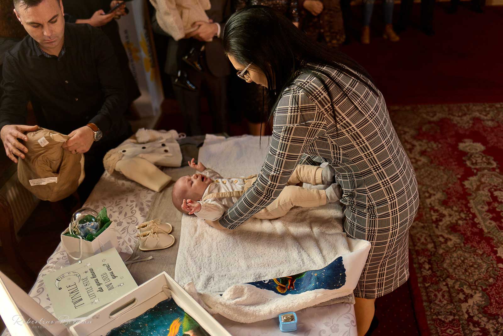 fotograf profesionist de nunta logodna cununie civila religioasa sedinte foto in studio portrete fotografie boudoir nud erotic sedinta foto de maternitate cu burtica gravida