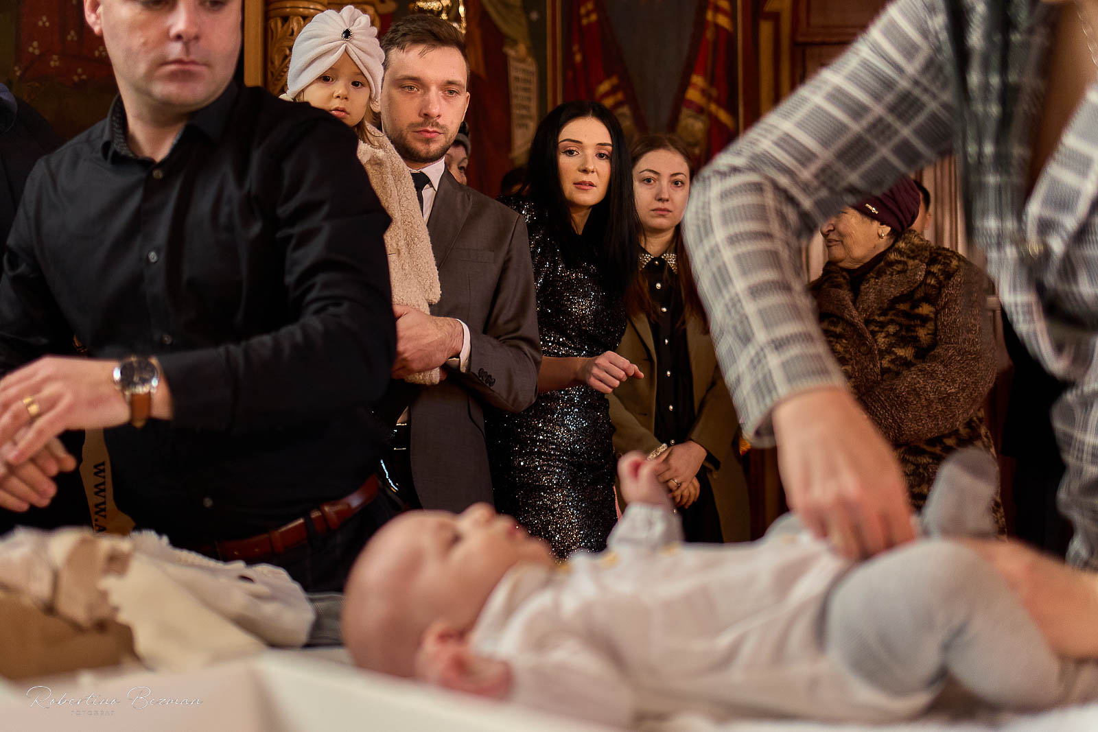 fotograf profesionist de nunta logodna cununie civila religioasa sedinte foto in studio portrete fotografie boudoir nud erotic sedinta foto de maternitate cu burtica gravida