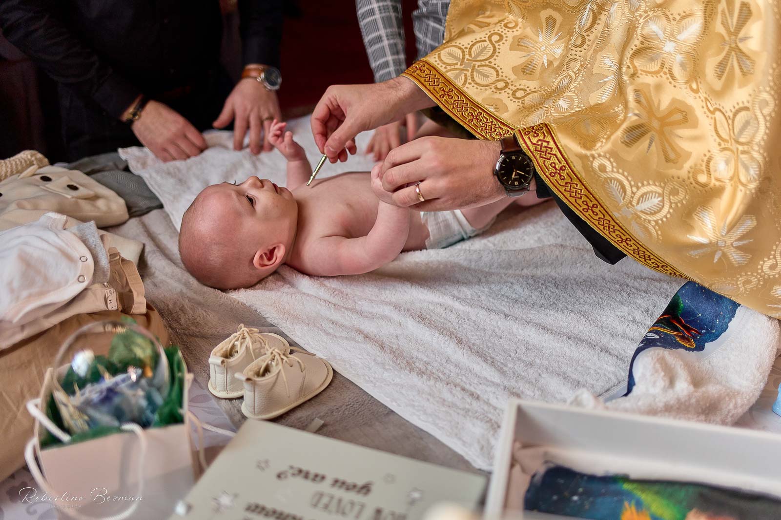 fotograf profesionist de nunta logodna cununie civila religioasa sedinte foto in studio portrete fotografie boudoir nud erotic sedinta foto de maternitate cu burtica gravida