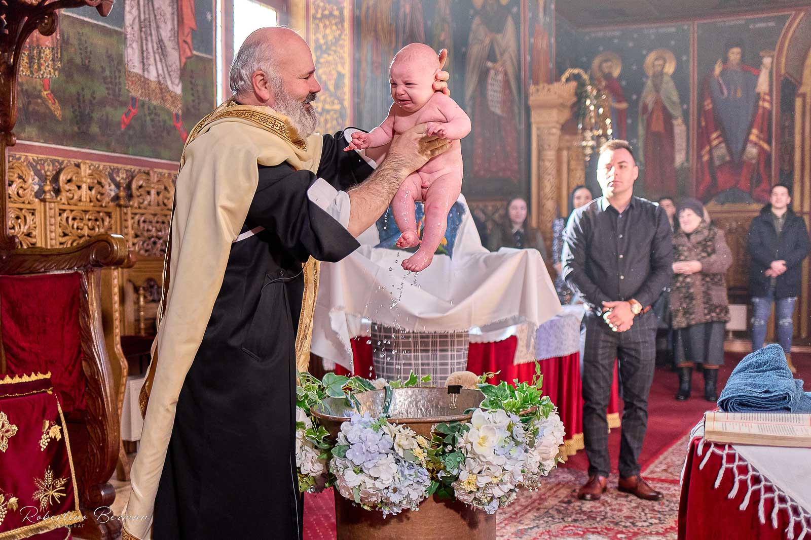 fotograf profesionist de nunta logodna cununie civila religioasa sedinte foto in studio portrete fotografie boudoir nud erotic sedinta foto de maternitate cu burtica gravida