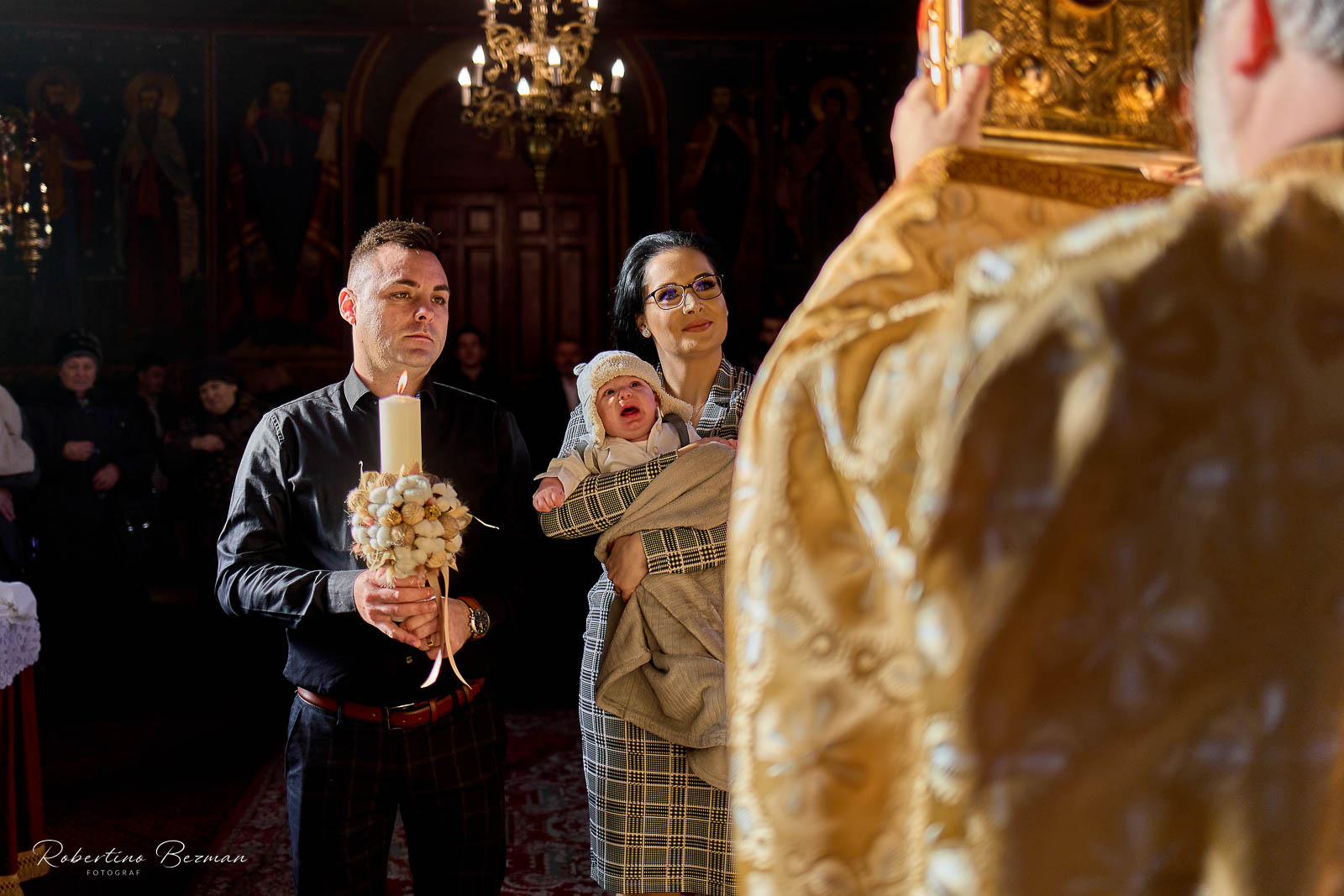 fotograf profesionist de nunta logodna cununie civila religioasa sedinte foto in studio portrete fotografie boudoir nud erotic sedinta foto de maternitate cu burtica gravida