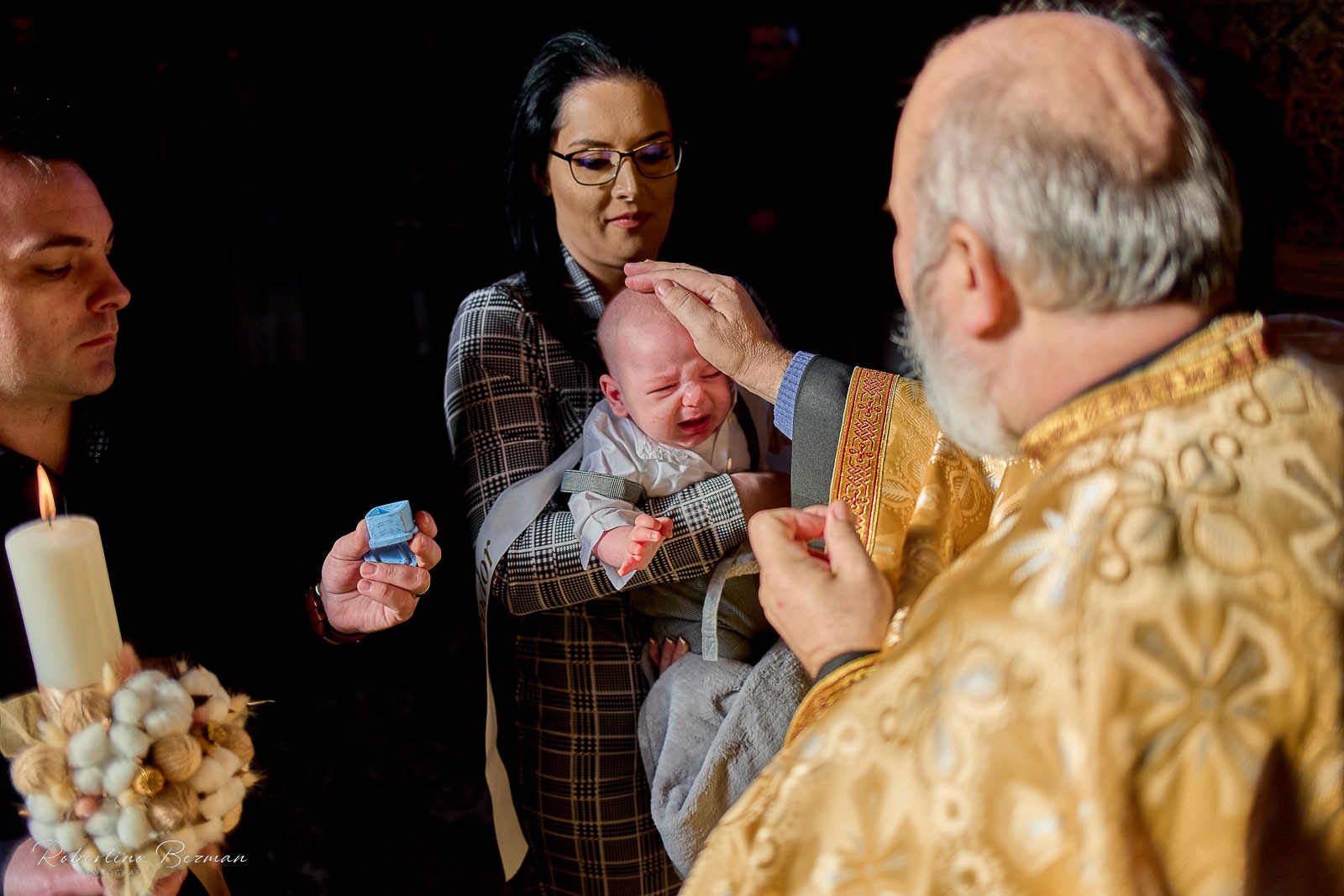 fotograf profesionist de nunta logodna cununie civila religioasa sedinte foto in studio portrete fotografie boudoir nud erotic sedinta foto de maternitate cu burtica gravida