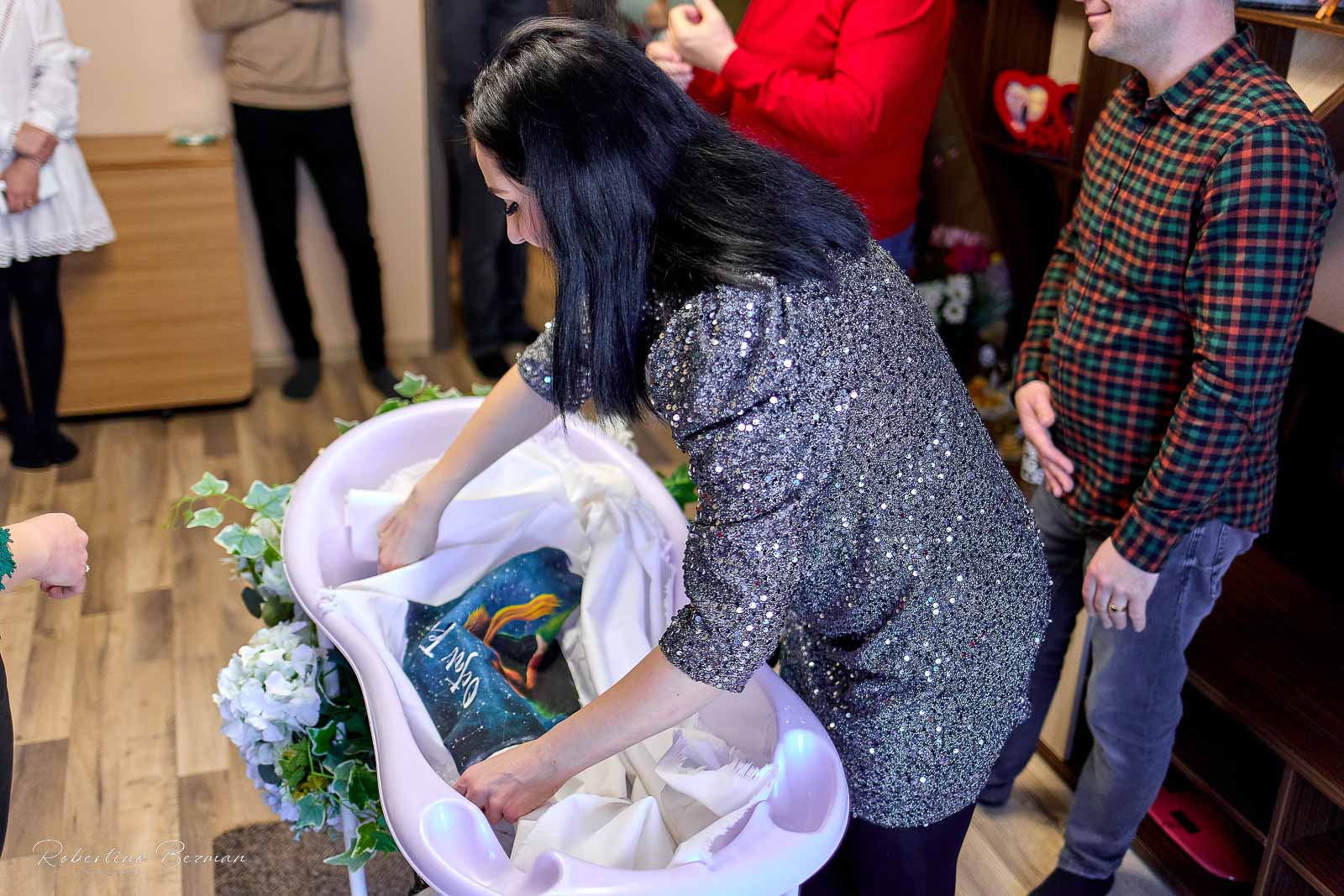 fotograf profesionist de nunta logodna cununie civila religioasa sedinte foto in studio portrete fotografie boudoir nud erotic sedinta foto de maternitate cu burtica gravida