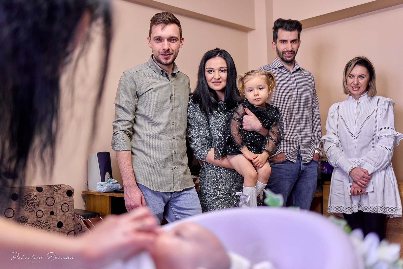 fotograf profesionist de nunta logodna cununie civila religioasa sedinte foto in studio portrete fotografie boudoir nud erotic sedinta foto de maternitate cu burtica gravida