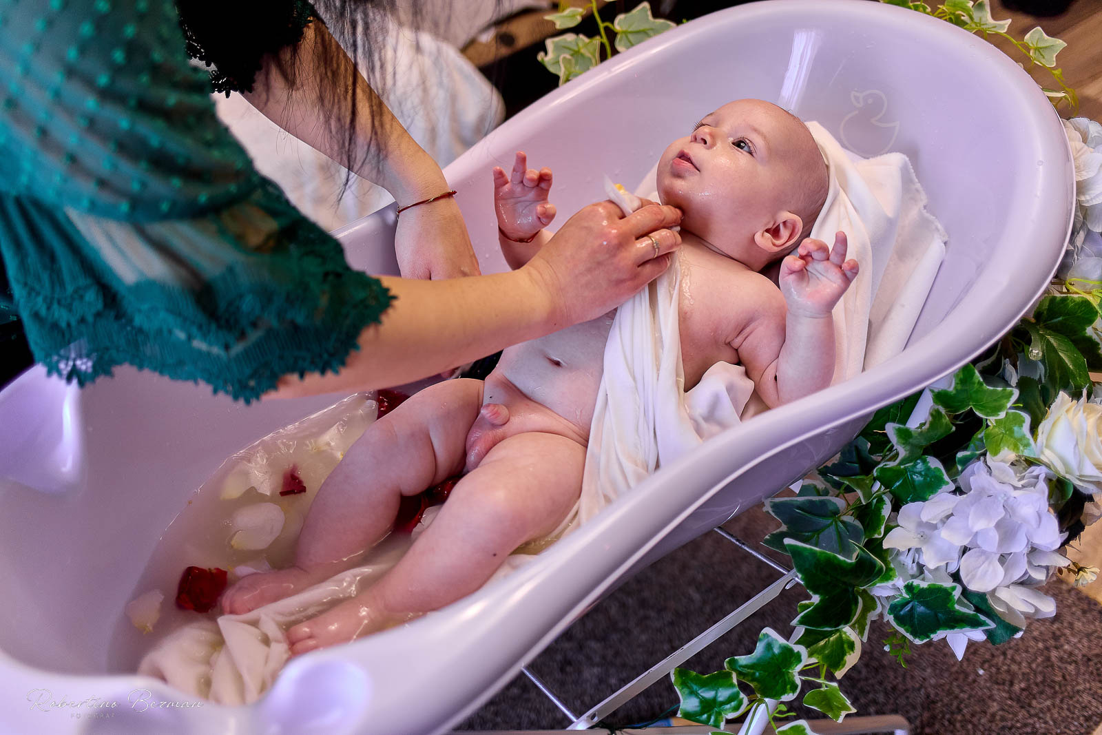 fotograf profesionist de nunta logodna cununie civila religioasa sedinte foto in studio portrete fotografie boudoir nud erotic sedinta foto de maternitate cu burtica gravida