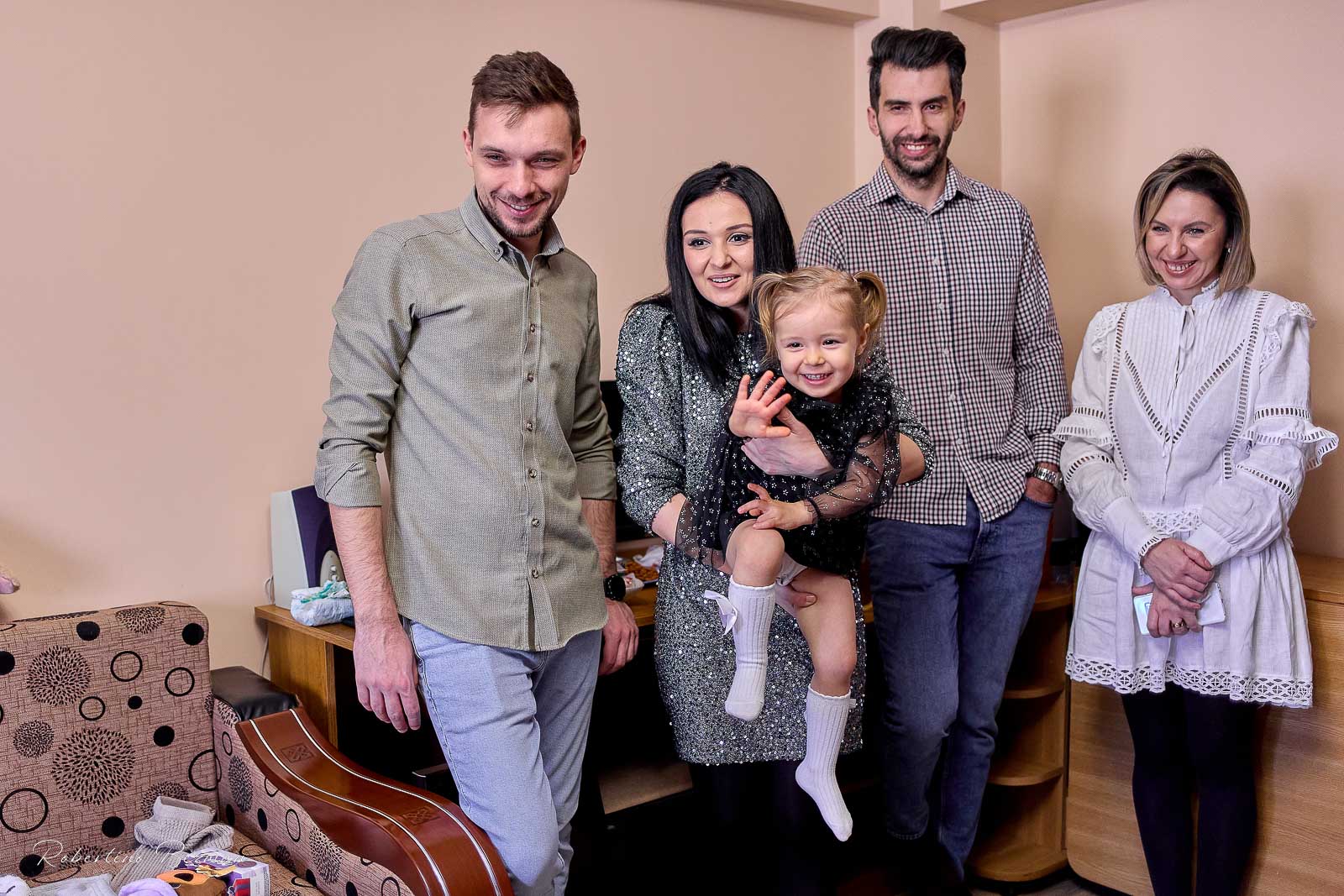 fotograf profesionist de nunta logodna cununie civila religioasa sedinte foto in studio portrete fotografie boudoir nud erotic sedinta foto de maternitate cu burtica gravida