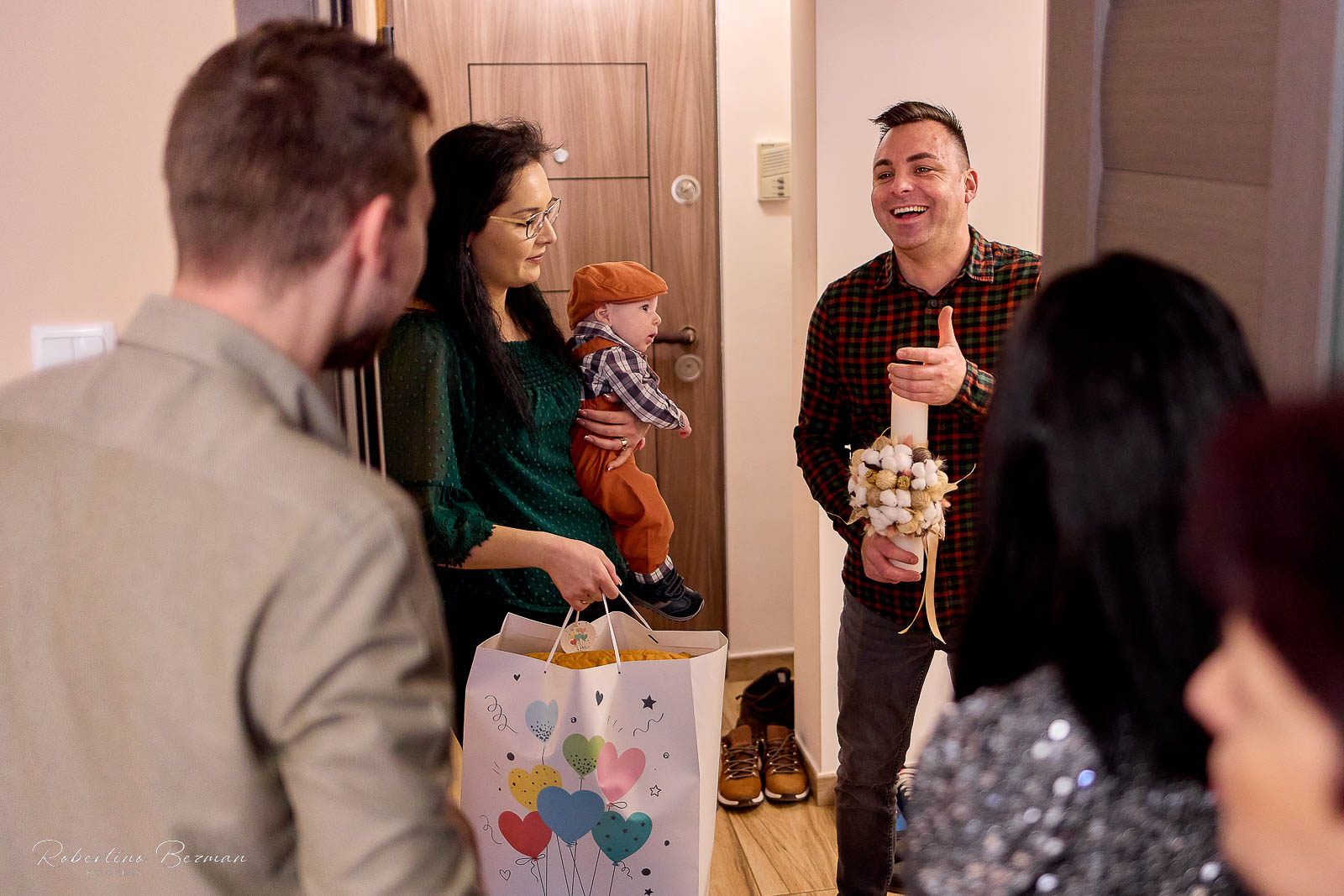 fotograf profesionist de nunta logodna cununie civila religioasa sedinte foto in studio portrete fotografie boudoir nud erotic sedinta foto de maternitate cu burtica gravida