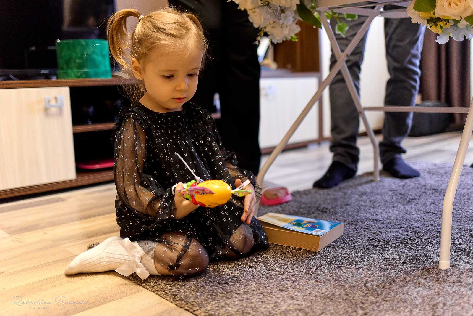 fotograf profesionist de nunta logodna cununie civila religioasa sedinte foto in studio portrete fotografie boudoir nud erotic sedinta foto de maternitate cu burtica gravida