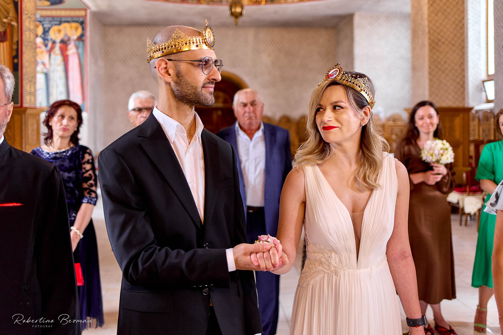 fotograf profesionist de nunta logodna cununie civila religioasa sedinte foto in studio portrete fotografie boudoir budoar beauty nud erotic glamour sedinta foto de maternitate cu burtica gravida