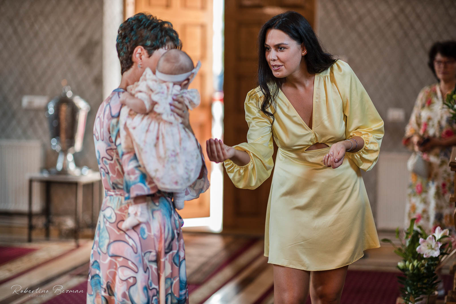 fotograf profesionist de nunta logodna cununie civila religioasa sedinte foto in studio portrete fotografie boudoir budoar beauty nud erotic glamour sedinta foto de maternitate cu burtica gravida