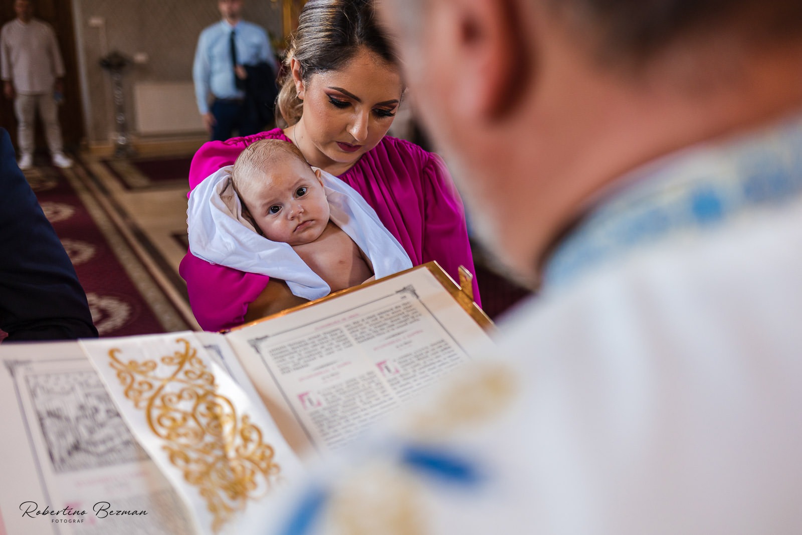 fotograf profesionist de nunta logodna cununie civila religioasa sedinte foto in studio portrete fotografie boudoir budoar beauty nud erotic glamour sedinta foto de maternitate cu burtica gravida