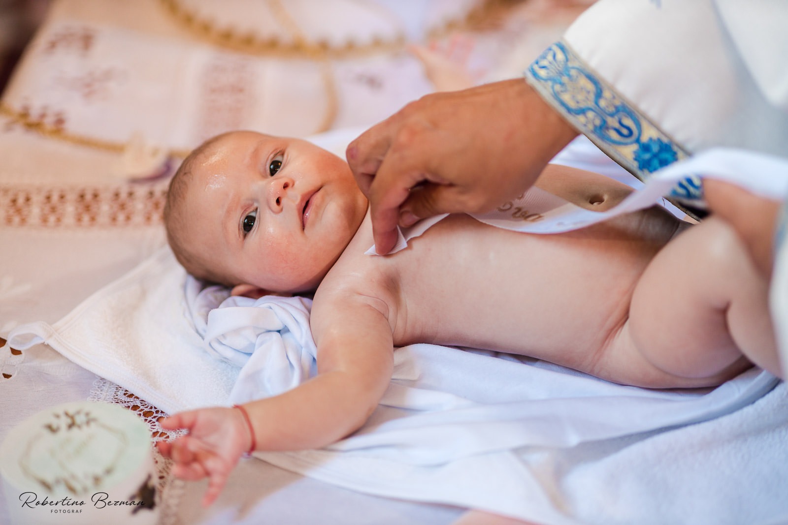 fotograf profesionist de nunta logodna cununie civila religioasa sedinte foto in studio portrete fotografie boudoir budoar beauty nud erotic glamour sedinta foto de maternitate cu burtica gravida