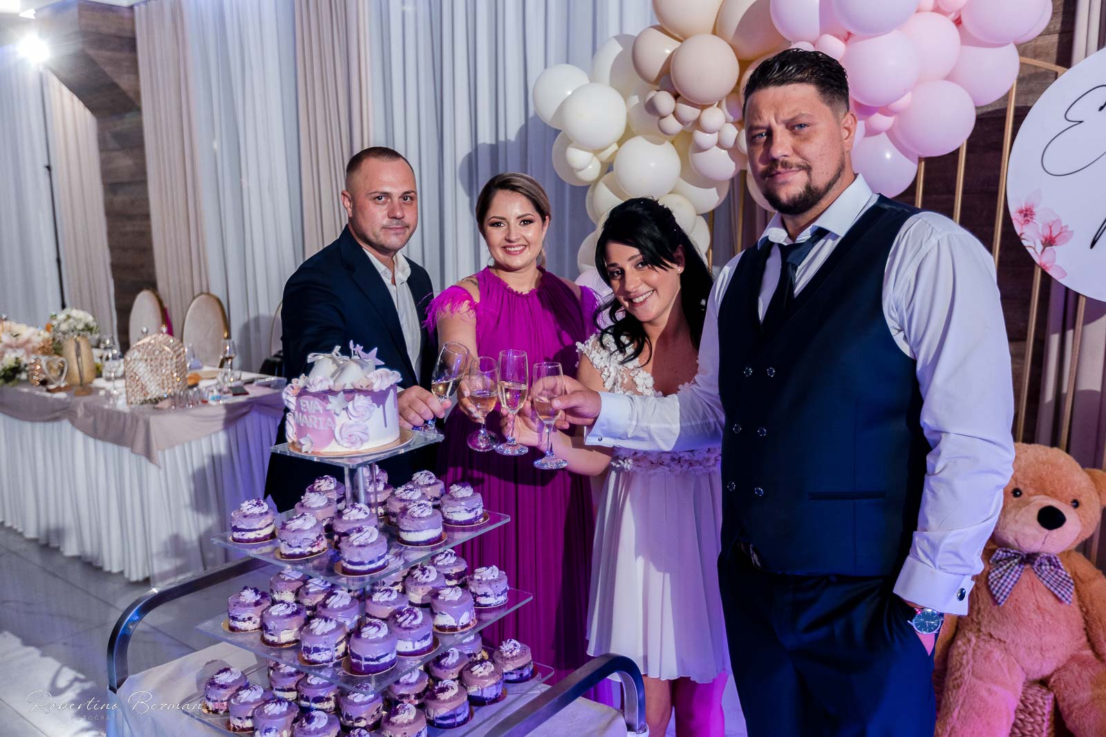 fotograf profesionist de nunta logodna cununie civila religioasa sedinte foto in studio portrete fotografie boudoir budoar beauty nud erotic glamour sedinta foto de maternitate cu burtica gravida