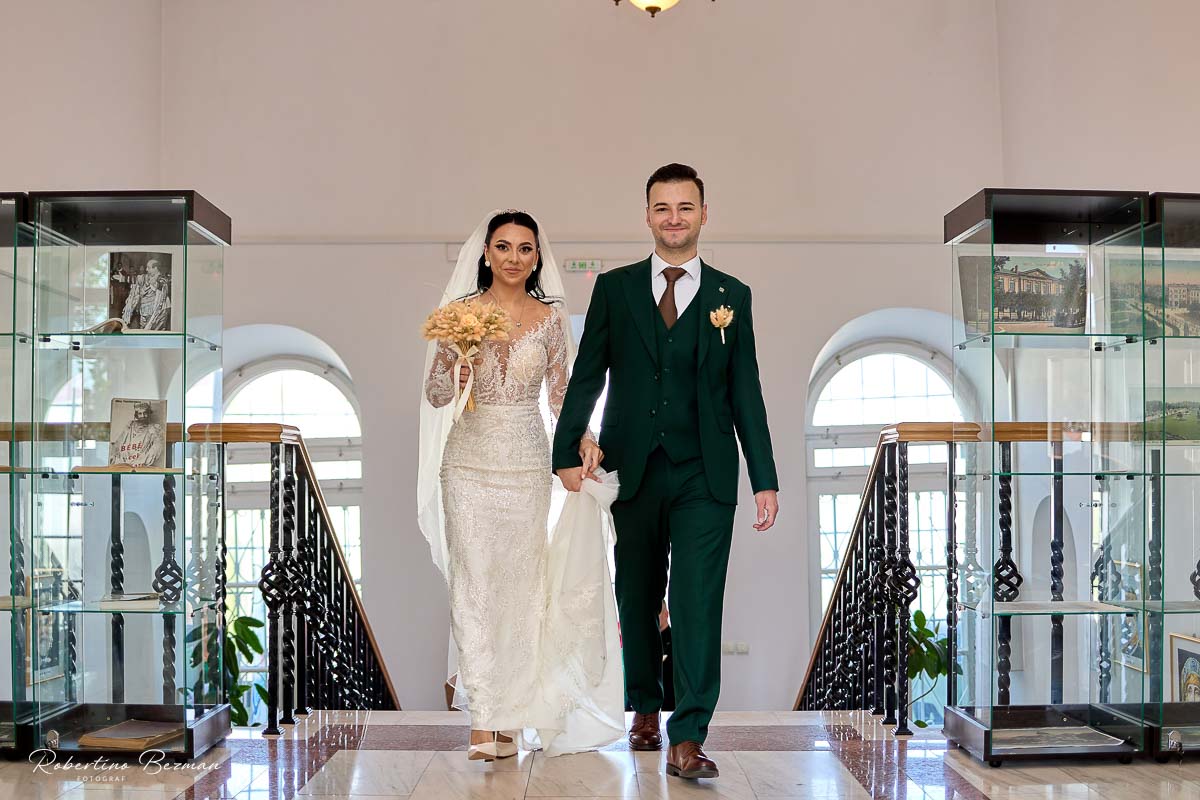 fotograf profesionist de nunta logodna cununie civila religioasa sedinte foto in studio portrete fotografie boudoir budoar beauty nud erotic glamour sedinta foto de maternitate cu burtica gravida braila