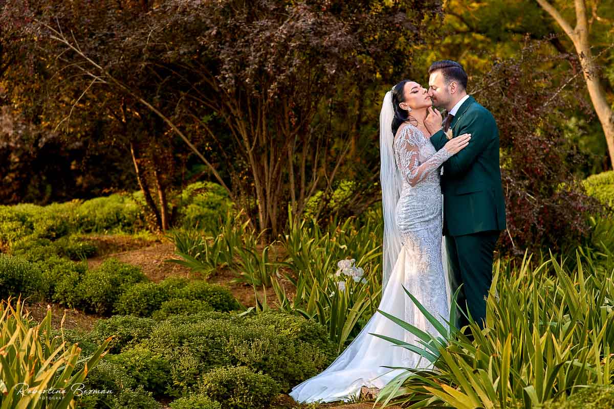 fotograf profesionist de nunta logodna cununie civila religioasa sedinte foto in studio portrete fotografie boudoir budoar beauty nud erotic glamour sedinta foto de maternitate cu burtica gravida braila