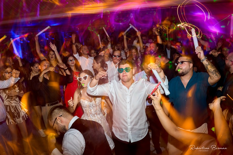 fotograf profesionist de nunta logodna cununie civila religioasa sedinte foto in studio portrete fotografie boudoir budoar beauty nud erotic glamour sedinta foto de maternitate cu burtica gravida braila