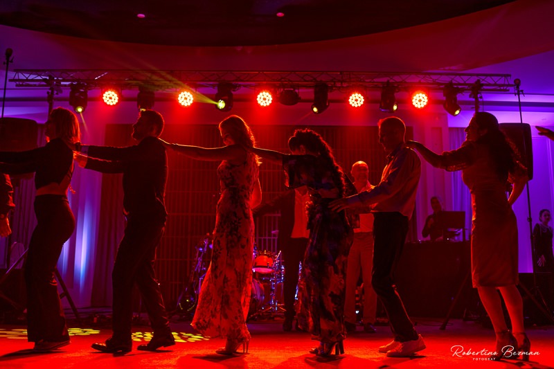 fotograf profesionist de nunta logodna cununie civila religioasa sedinte foto in studio portrete fotografie boudoir budoar beauty nud erotic glamour sedinta foto de maternitate cu burtica gravida braila